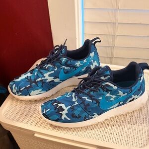Nike Blue and White Camouflage Athletic Shoes